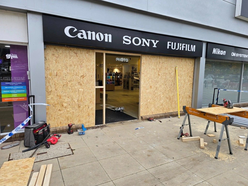 Emergency Boarding in Leeds: Rapid Response After Ram Raid thumbnail 5