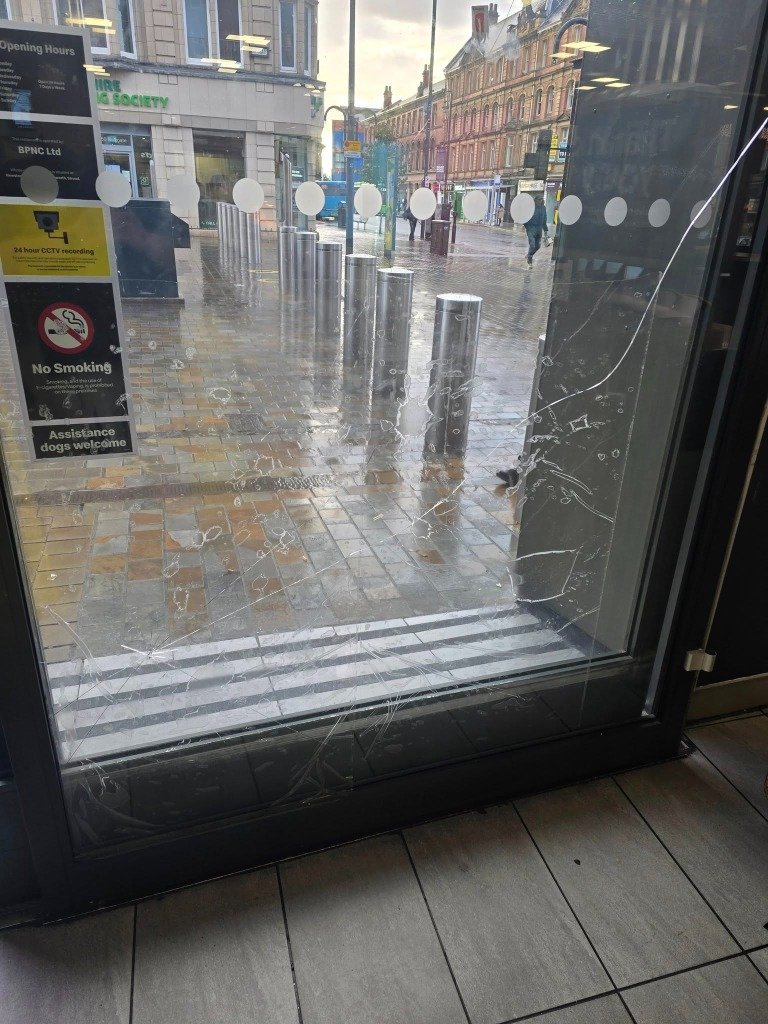 Large Laminated Glass Unit Replacement at McDonald's in Leeds thumbnail 2