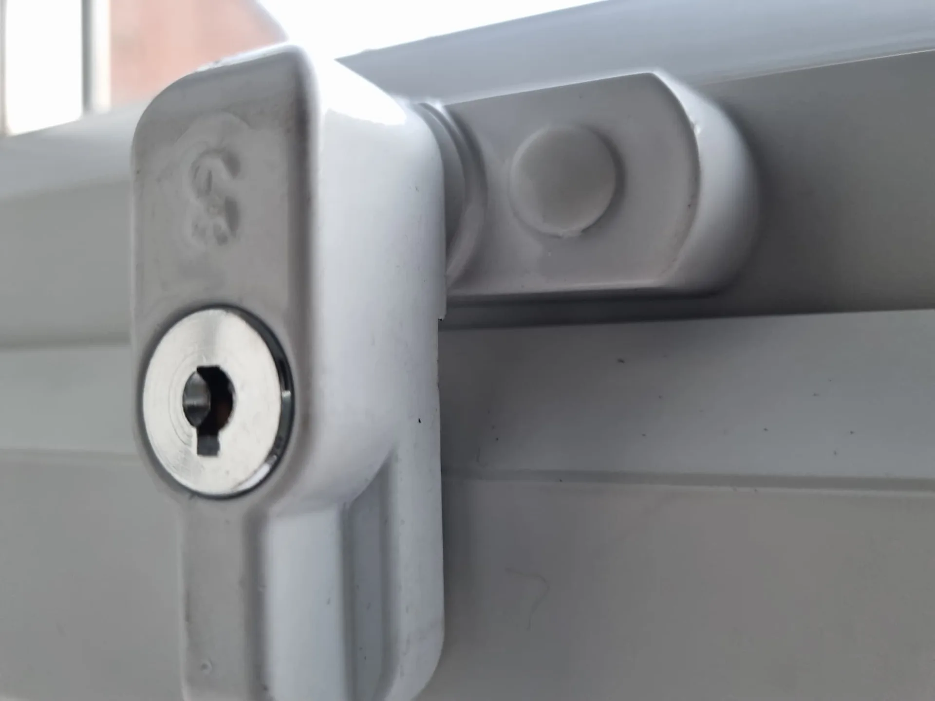 Lockable Sash Jammer Installation